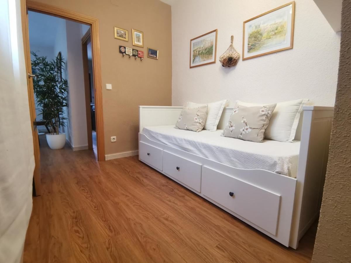 Casa Manuela Mas Que Una Casa Un Hogar โตเลโด ภายนอก รูปภาพ